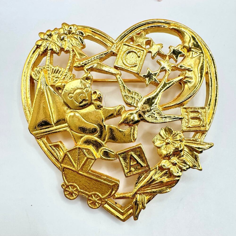 Vintage Avon Sweet Memories Heart Brooch Toy Themed Large Gold Tone Childhood